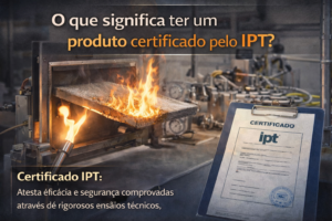 Teste de fogo em laboratório demonstrando produto certificado pelo IPT, com ensaio técnico de ignifugação e avaliação de desempenho antichamas para atender critérios de segurança contra incêndio e normas como CMAR e AVCB.